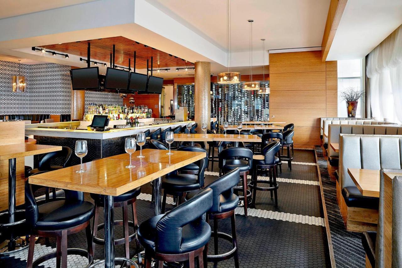Four Points By Sheraton Calgary Airport YYC Exterior foto