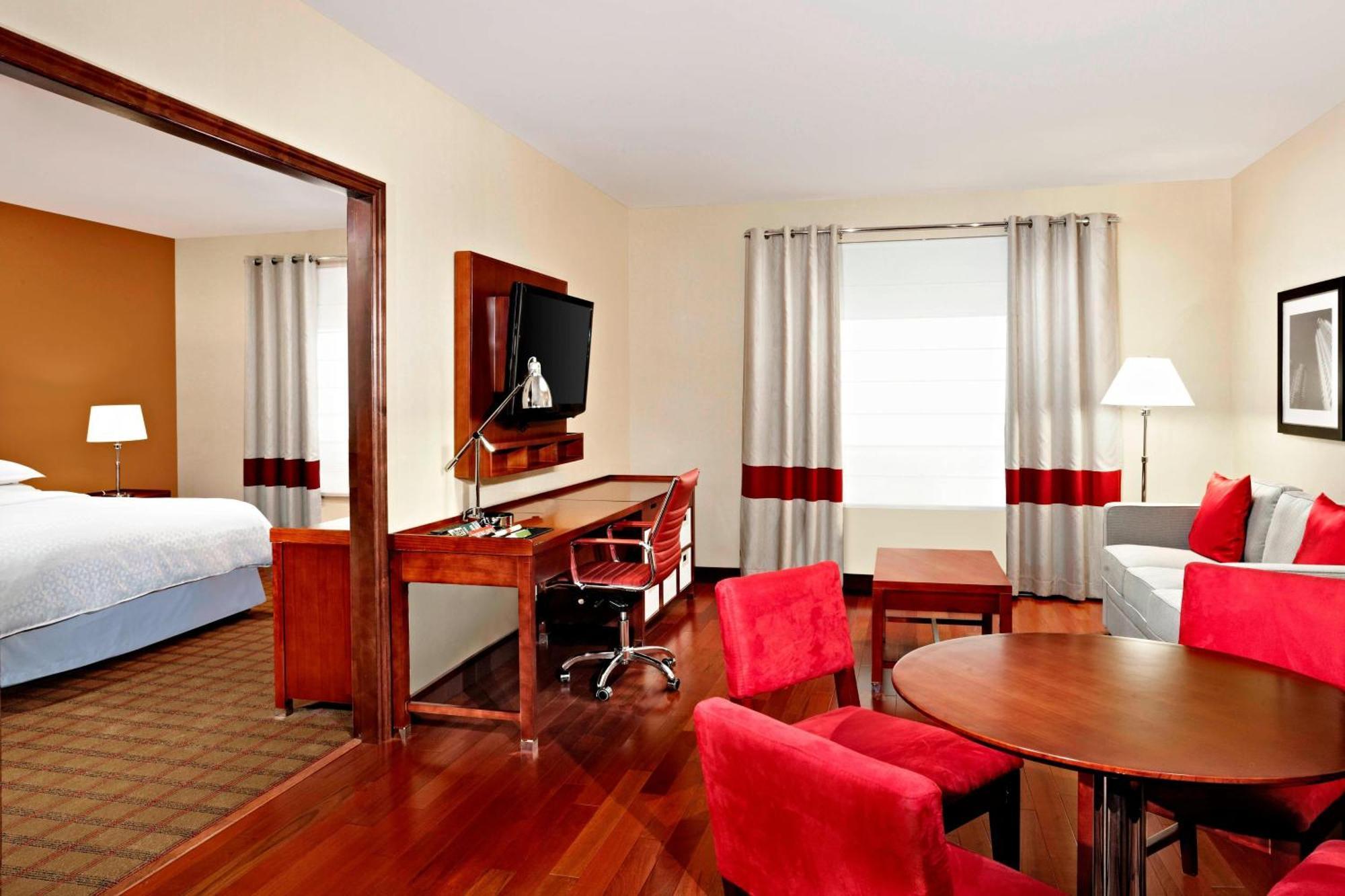 Four Points By Sheraton Calgary Airport YYC Exterior foto